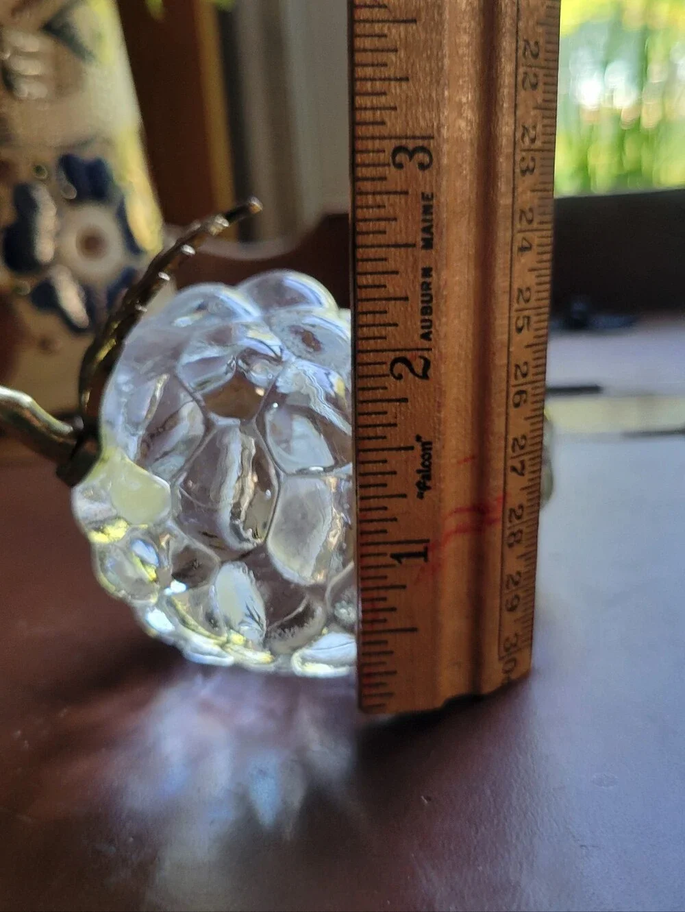 Vintage Grape Cluster Paperweight Clear Crystal Gold Tone Leaf Decor Art Glass